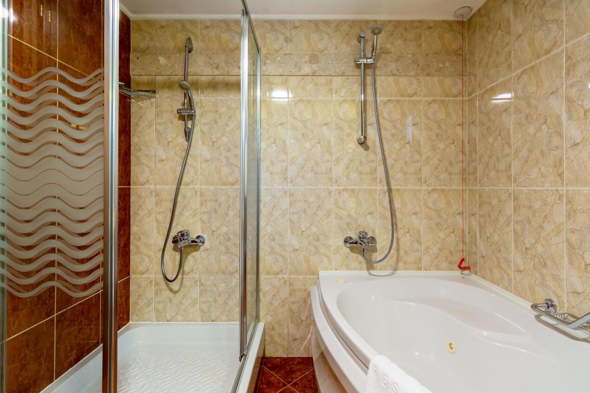Helena Vip Villas And Suites Sunny Beach Ngoại thất bức ảnh