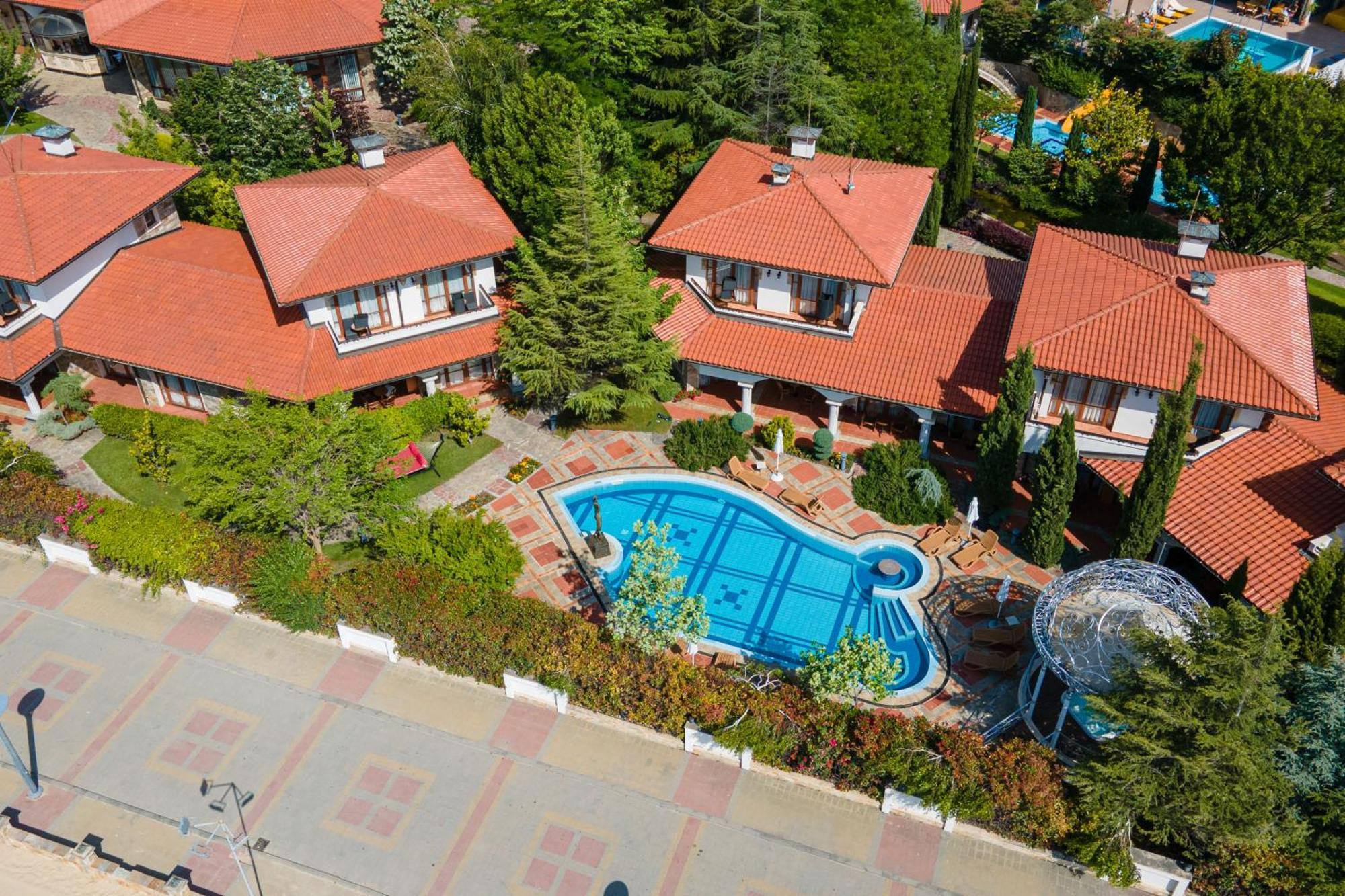 Helena Vip Villas And Suites Sunny Beach Ngoại thất bức ảnh
