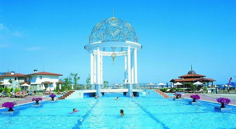 Helena Vip Villas And Suites Sunny Beach Ngoại thất bức ảnh