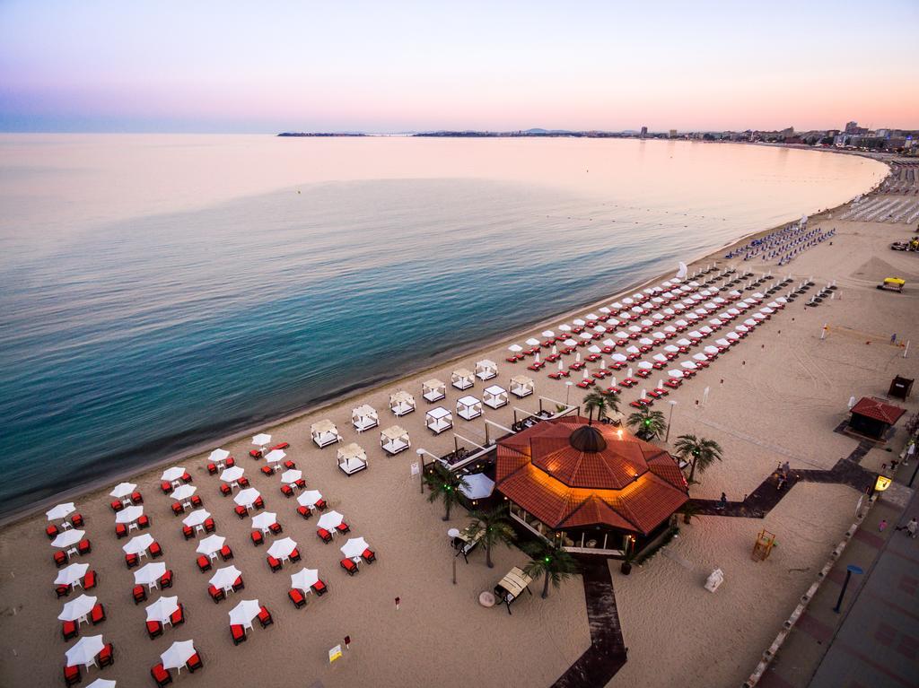 Helena Vip Villas And Suites Sunny Beach Ngoại thất bức ảnh